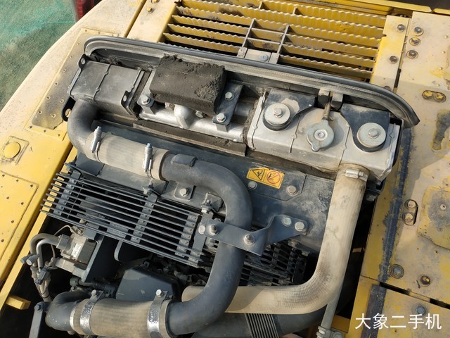 小松 PC240LC-8 挖掘机