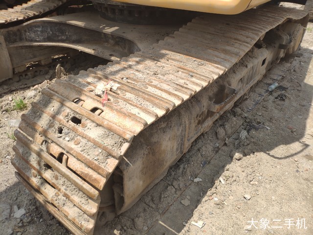 卡特彼勒 325B 挖掘机