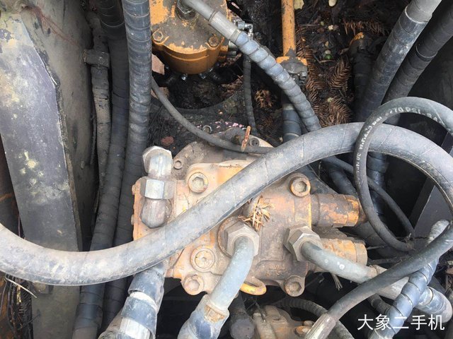 三一重工 SY135C 挖掘机