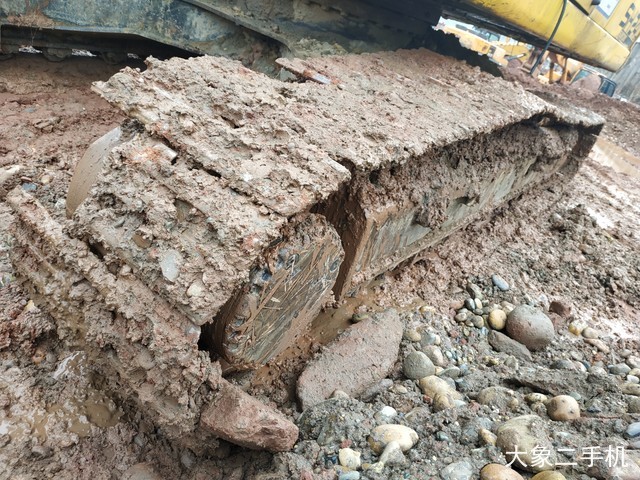 住友 SH240-5 挖掘机