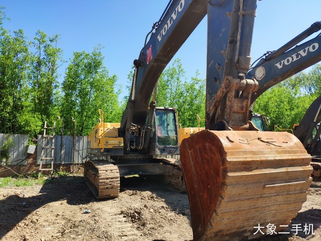 沃尔沃 EC480DL 挖掘机