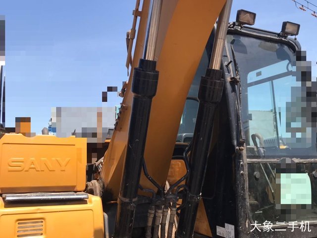 三一重工 SY135C 挖掘机