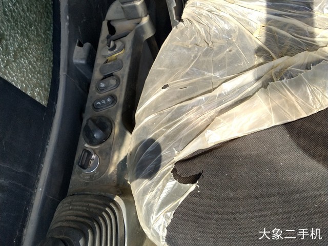 小松 PC240LC-8 挖掘机