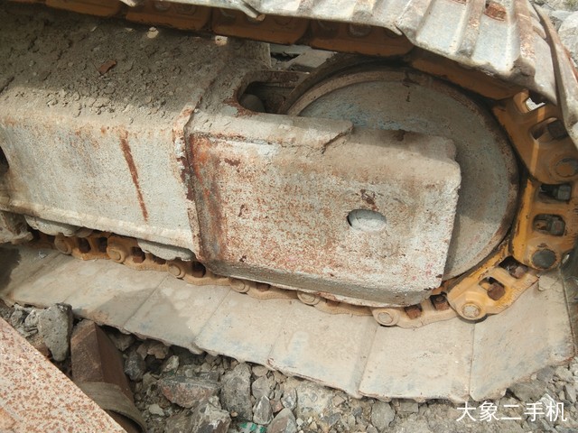 小松 PC210-8 挖掘机
