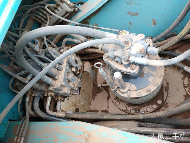 神钢 SK260LC-8 挖掘机