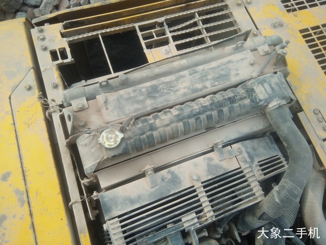 小松 PC220-7 挖掘机