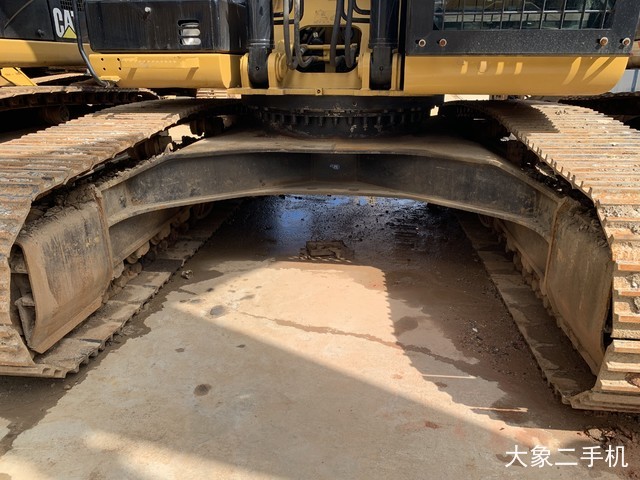 卡特彼勒 329DL 挖掘机