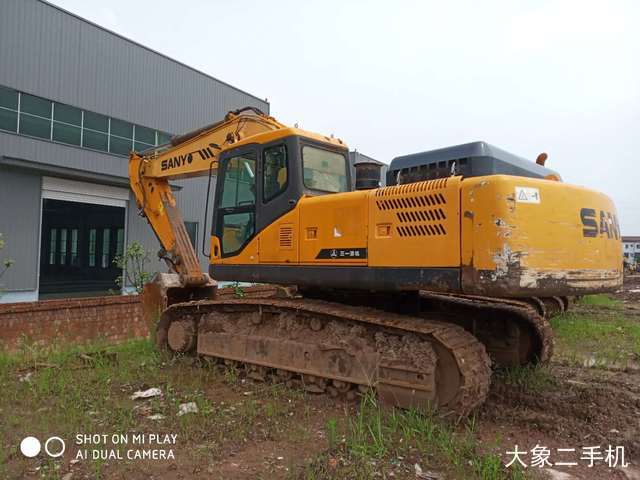 三一重工 SY235C 挖掘机