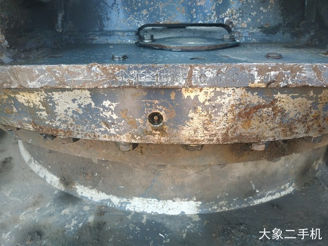 神钢 SK270D-8 挖掘机