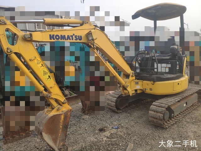 小松 PC30MR-3 挖掘机