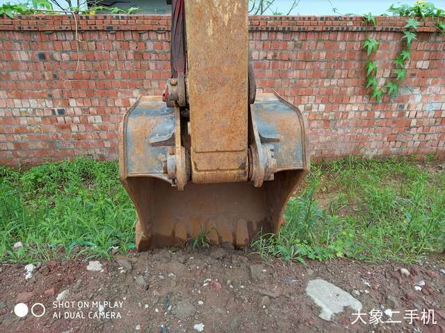 徐工 XE135D 挖掘机