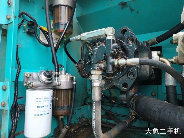 神钢 SK210LC-8 挖掘机