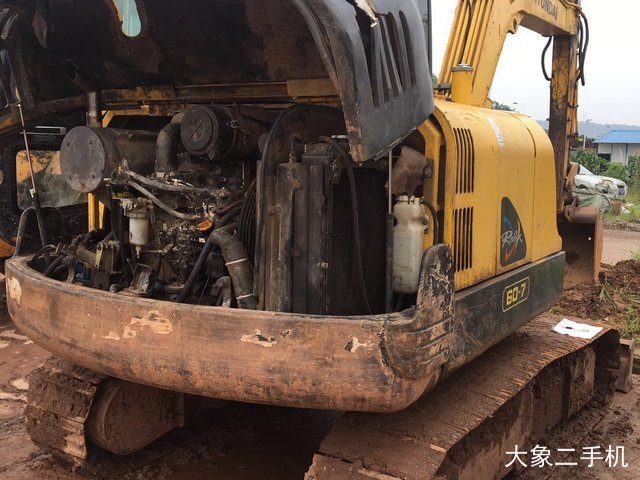 现代 R60-7 挖掘机