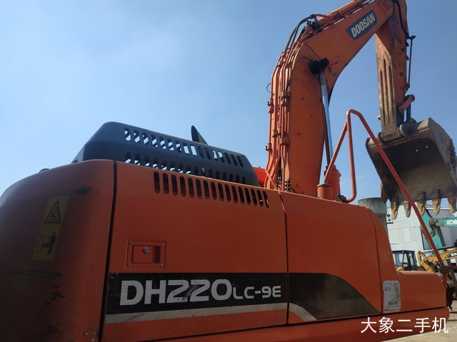 斗山 DH220LC-9E 挖掘机