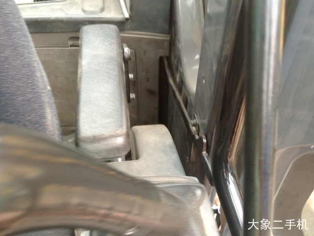 神钢 SK460-8 挖掘机