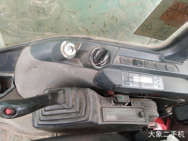 神钢 SK260LC-8 挖掘机