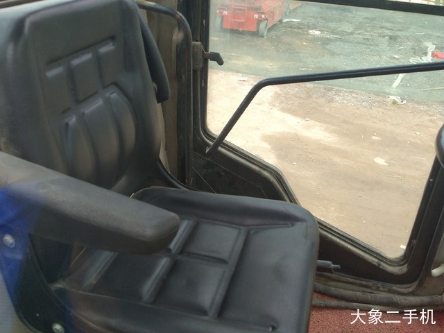 山推 SR22M 压路机