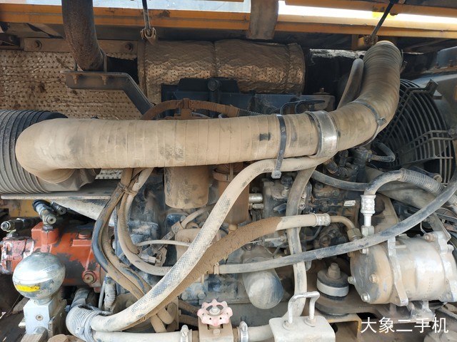 雷沃重工 FR60V8 挖掘机