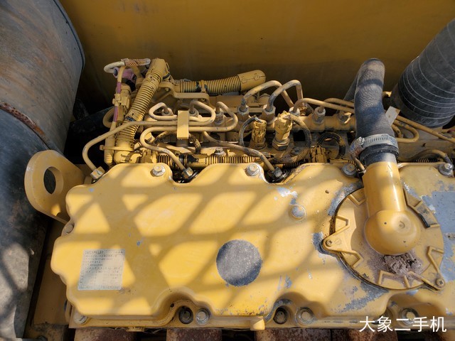 卡特彼勒 323D2L 挖掘机