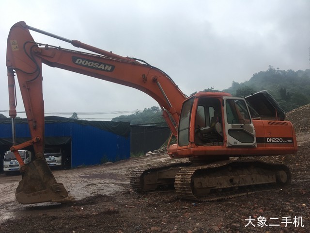 斗山 DH220LC-9E 挖掘机