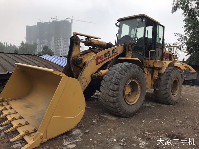 成工 CG955 装载机