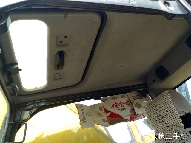 小松 PC240LC-8 挖掘机