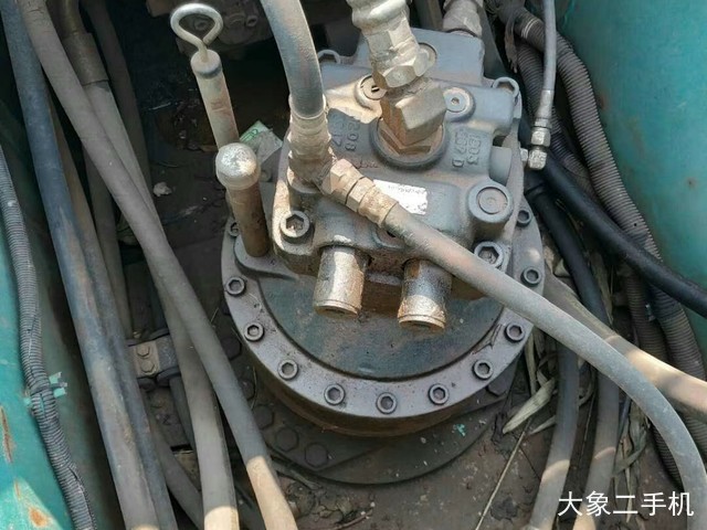神钢 SK260LC-8 挖掘机