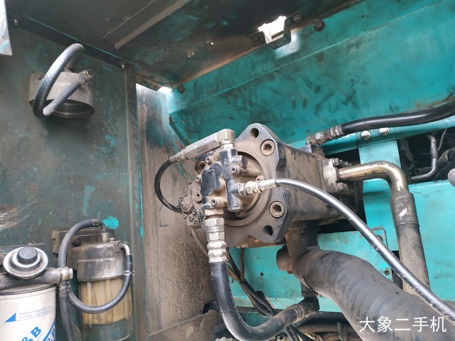 神钢 SK250-8 挖掘机