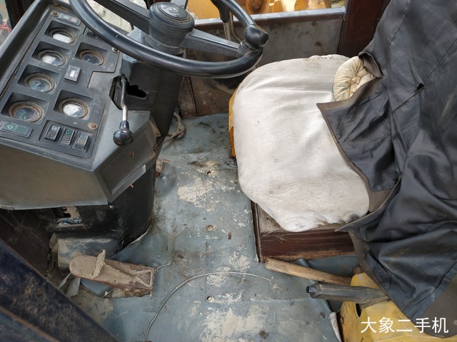 成工 ZL30B 装载机