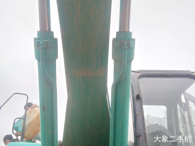 神钢 SK350LC-8 挖掘机