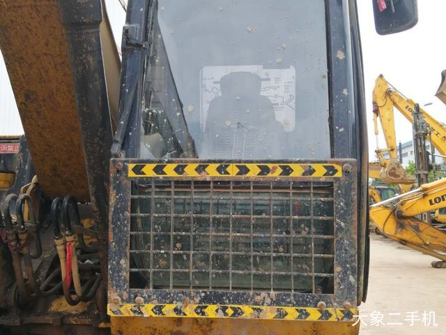 卡特彼勒 323D液压 挖掘机