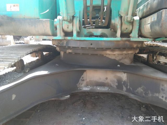 神钢 SK250-8 挖掘机