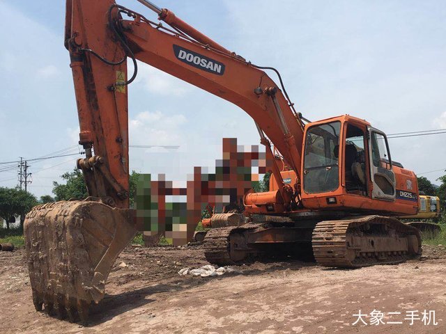 斗山 DH225LC-7 挖掘机