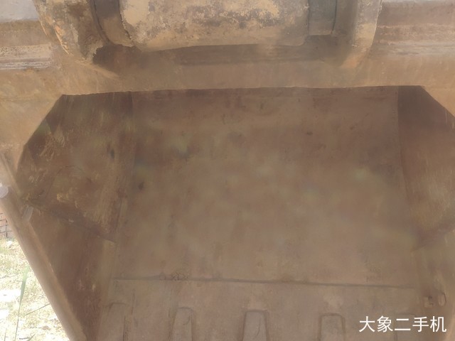 神钢 SK260LC-8 挖掘机