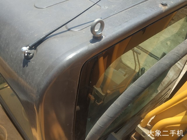 三一重工 SY235C 挖掘机