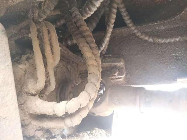 现代 R130LC-5 挖掘机