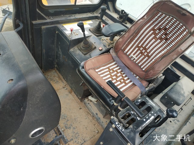 山推 SD22标准型 推土机