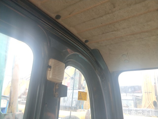 神钢 SK260LC-8 挖掘机