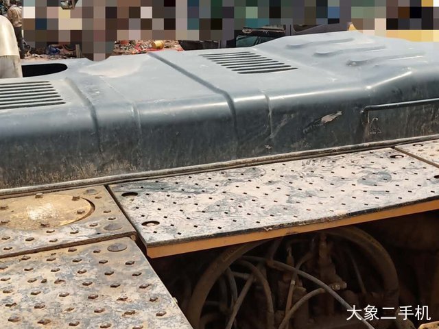 现代 R225LC-7 挖掘机