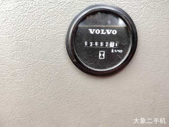 沃尔沃 EC140 挖掘机