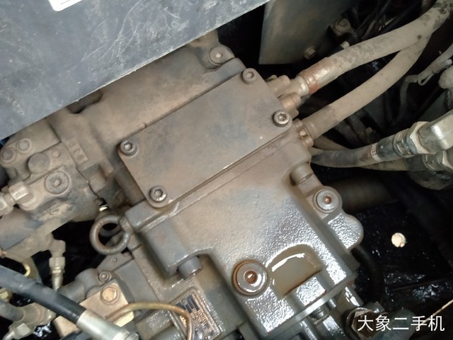 凯斯 CX130B 挖掘机