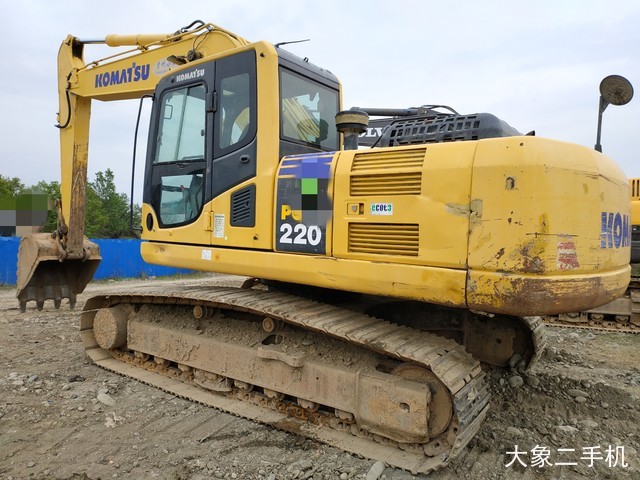 小松 PC220-8M0 挖掘机