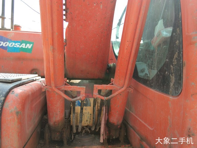 斗山 DX150LC 挖掘机