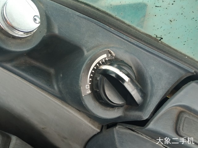 神钢 SK480LC-8 挖掘机