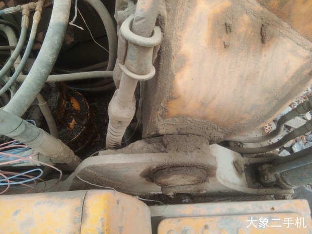 三一重工 SY215C 挖掘机