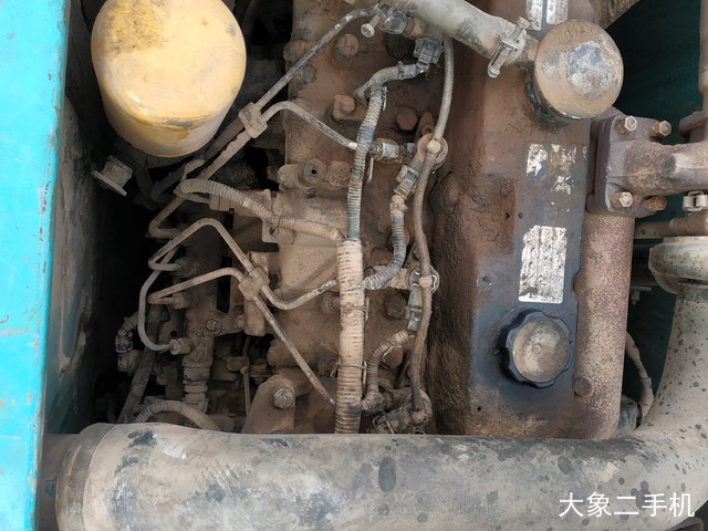 神钢 SK130-8 挖掘机