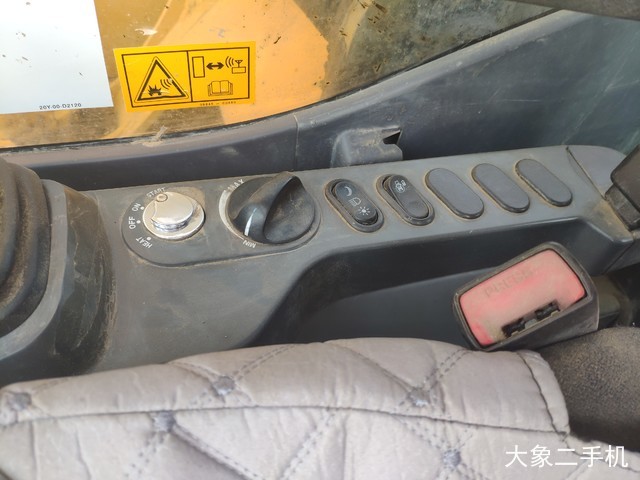 小松 PC200-8 Hybrid(混合动力) 挖掘机