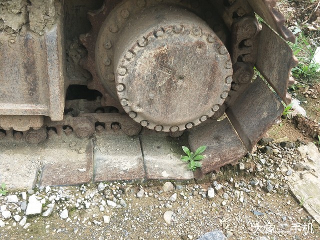 现代 R150LC-7 挖掘机