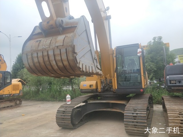 徐挖 XCG240LC-7E 挖掘机