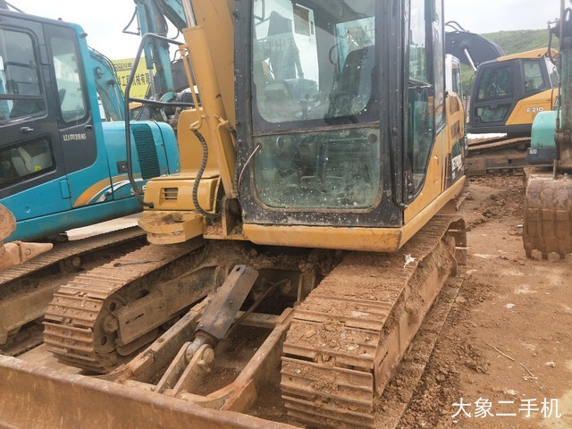 奇瑞迪凯重科 DE85 挖掘机